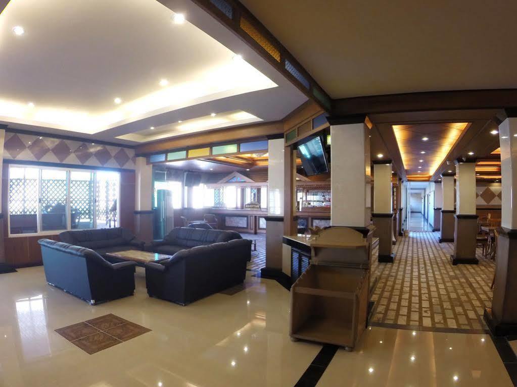 Oyo 523 Aa Pattaya Ville Kültér fotó